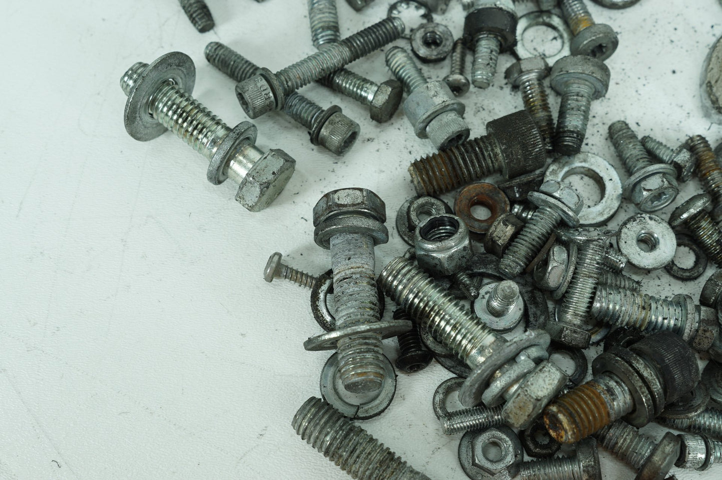 2007 - 2011 Harley-Davidson Touring Street Glide Hardware Bolts Nuts & Brackets