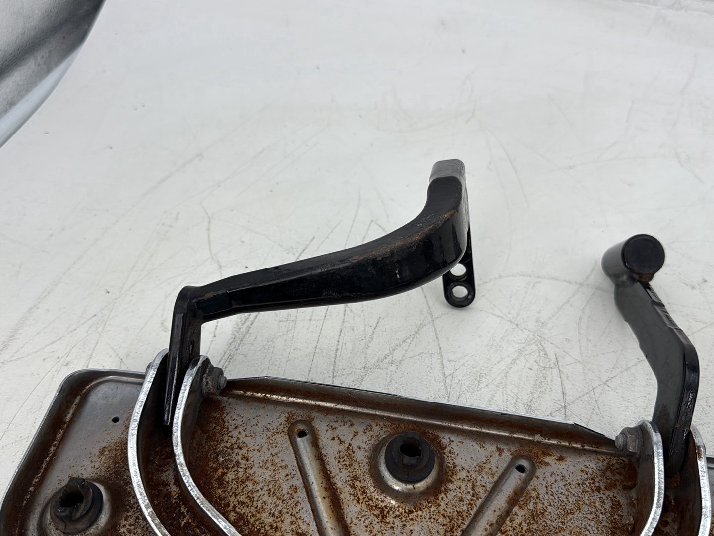 2007 Harley Electra Glide Touring Left Right Driver & Pass Floorboard Foot Rest