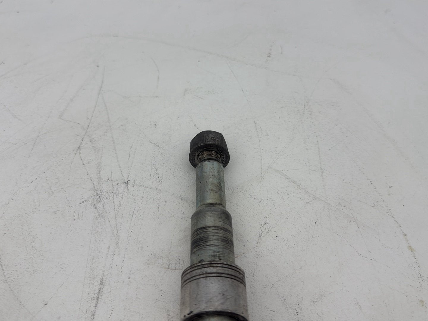 2011 Harley Electra Glide Ultra FLHTK OEM Front Wheel Axle Bolt Shaft