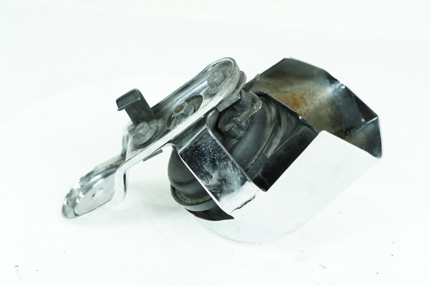 2008 - 2016 Harley-Davidson Touring Road Glide Custom Horn Signal Klaxon Chrome Cover 69012-93A