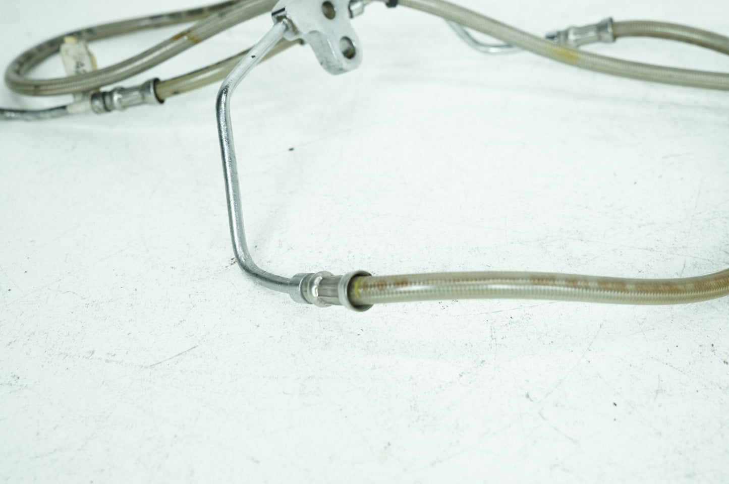2007 - 2016 Harley-Davidson Touring CVO Electra Screamin Eagle Front Brake Hose Line Pipe ABS 42388-09