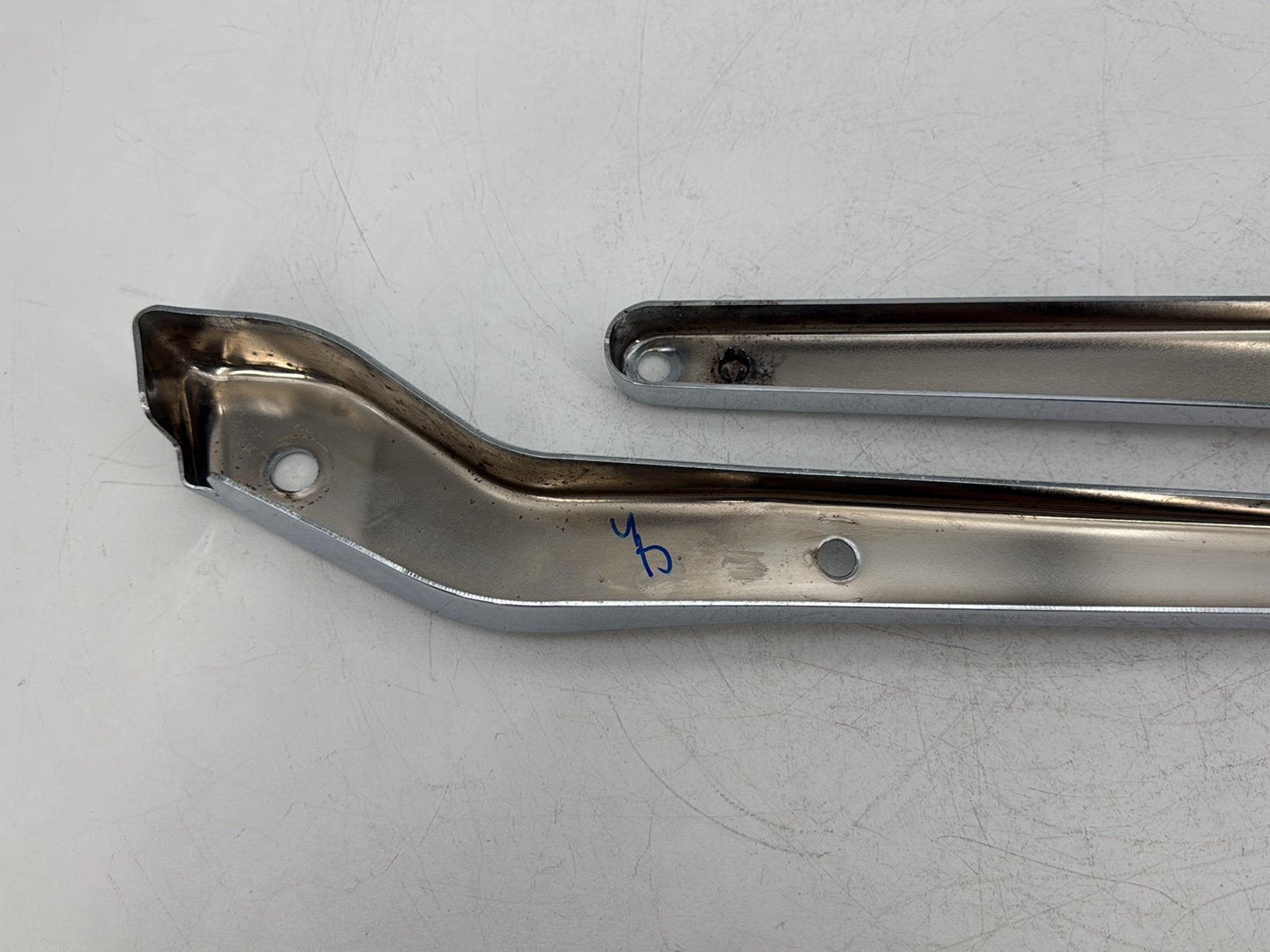 1999 - 2006 Harley-Davidson Dyna Super Glide Rear Left Right Fender Struts Bracket 59138-96