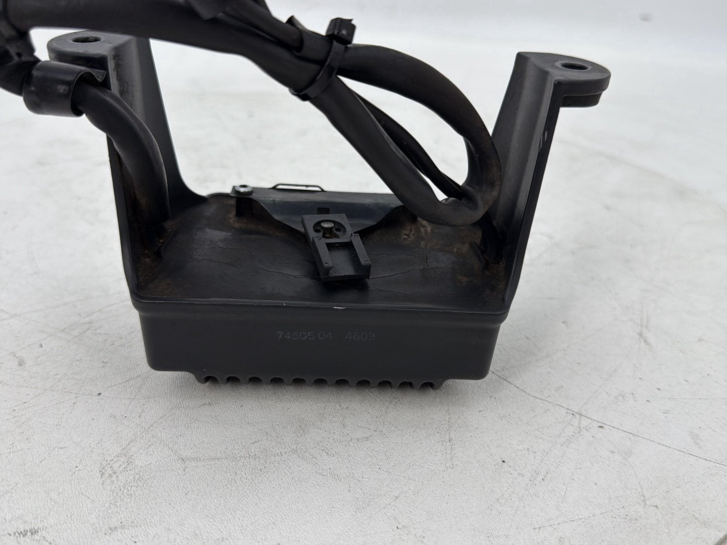 1999 - 2006 Harley-Davidson Touring Electra Glide Ultra Voltage Regulator Rectifier 74505-04