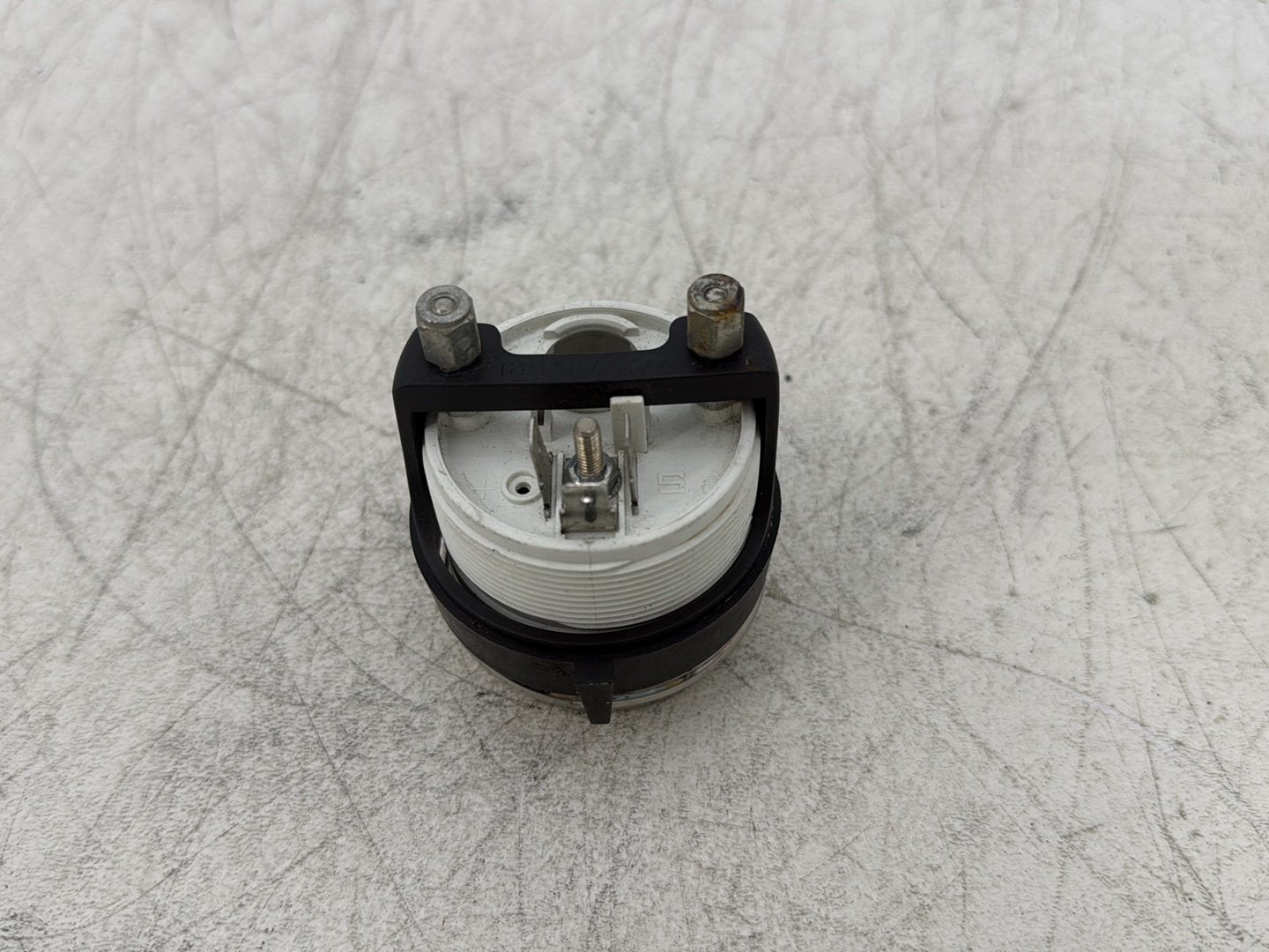 2011 Harley Street Glide Touring FLHX OEM Air Gauge Temperature Instrument Cluster