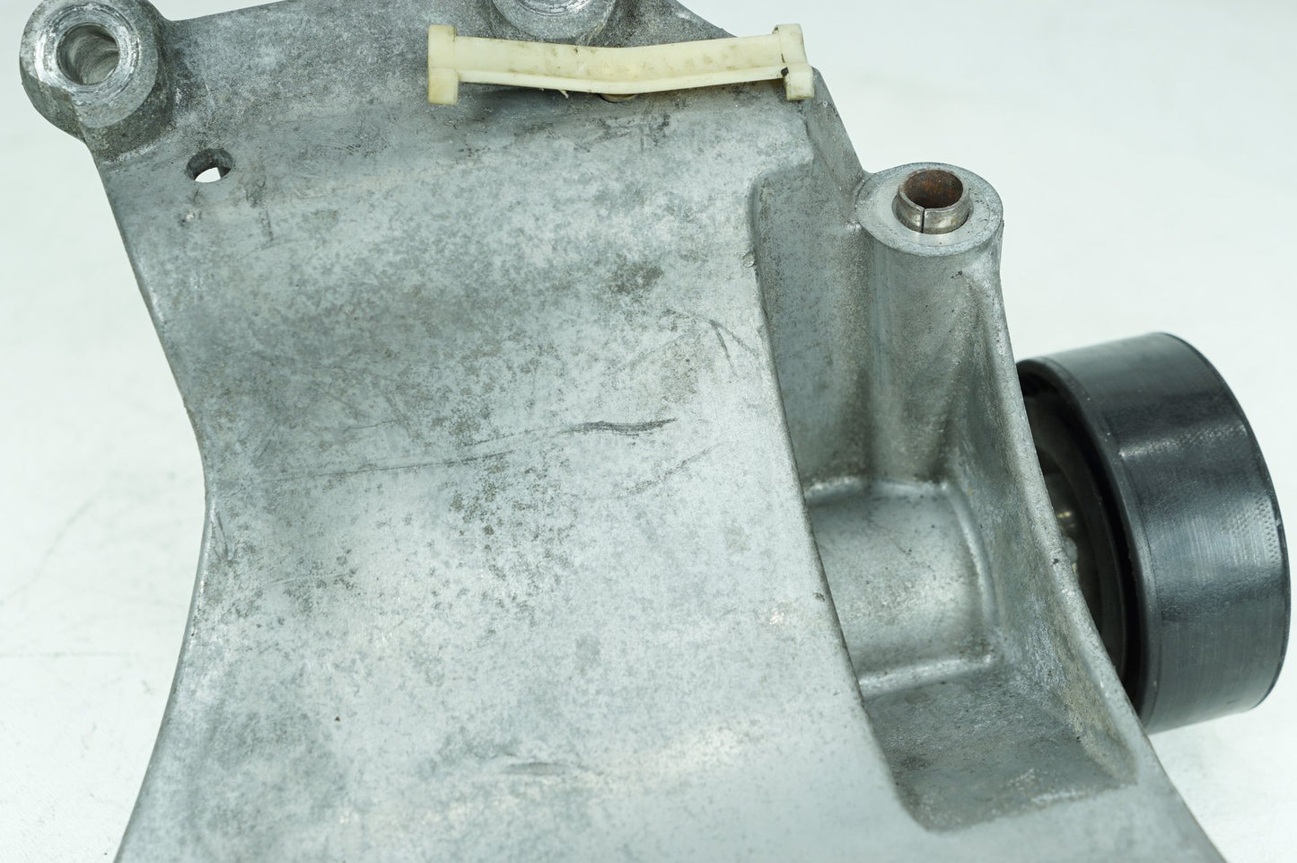 2013 - 2015 Jaguar XF A/C Compressor