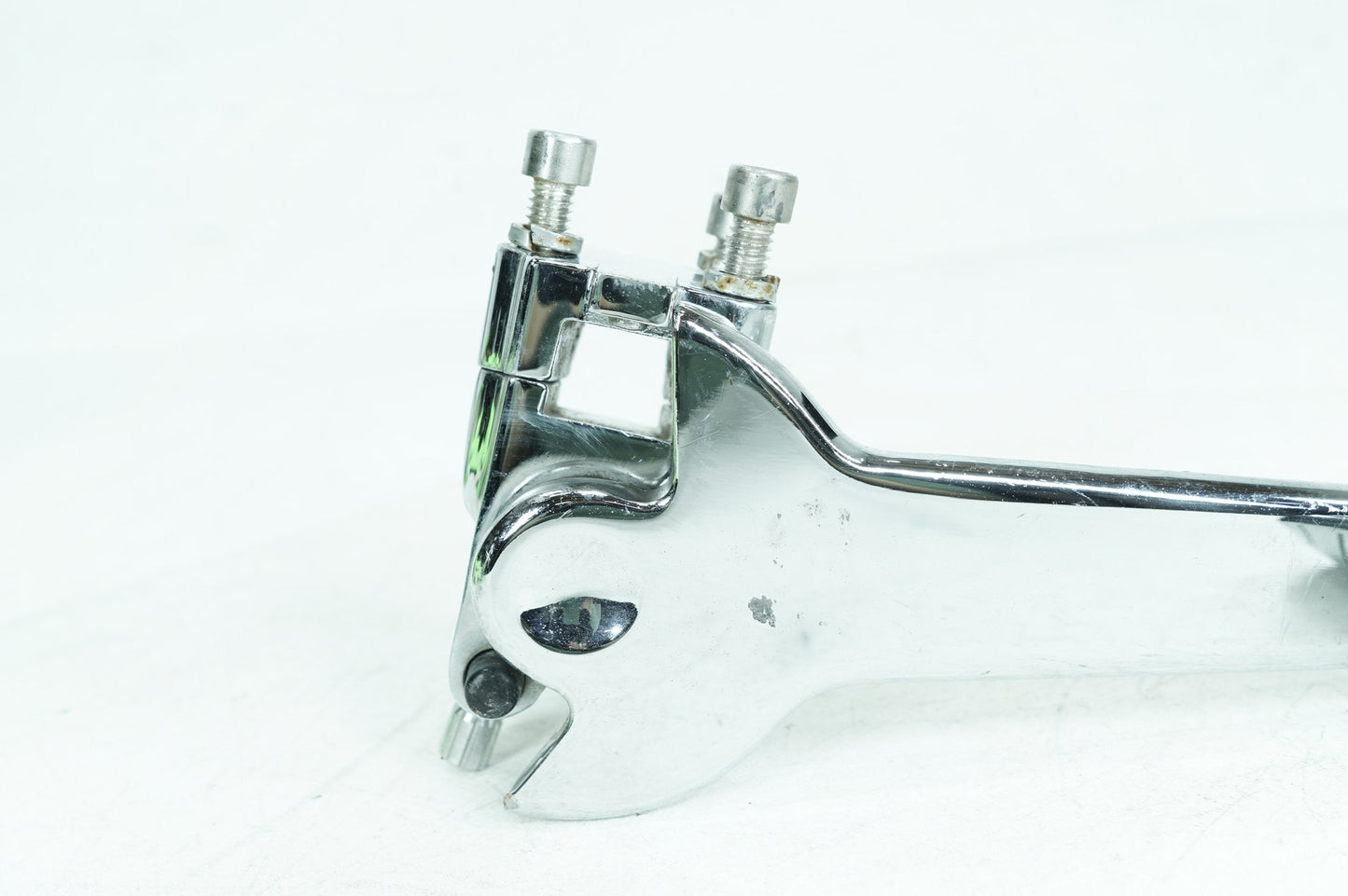 2007 - 2011 Harley-Davidson Touring Electra Glide Classic Rear Passenger 1 Foot Peg Step Rest Kuryakyn