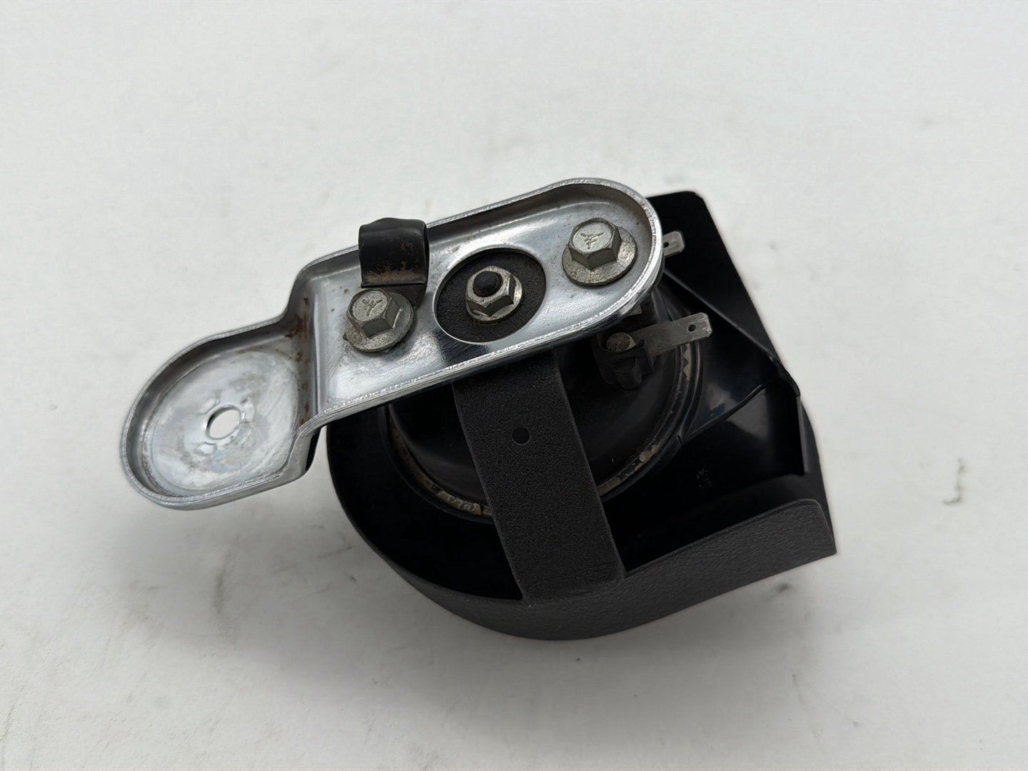 2008 Harley Dyna Fat Bob FXDF OEM Signal Horn Klaxon Beep