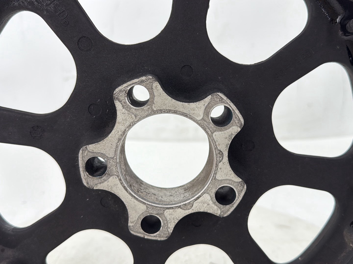 2006 Harley Dyna FXDWGI Wide Glide OEM Rear Driver Pulley Sprocket