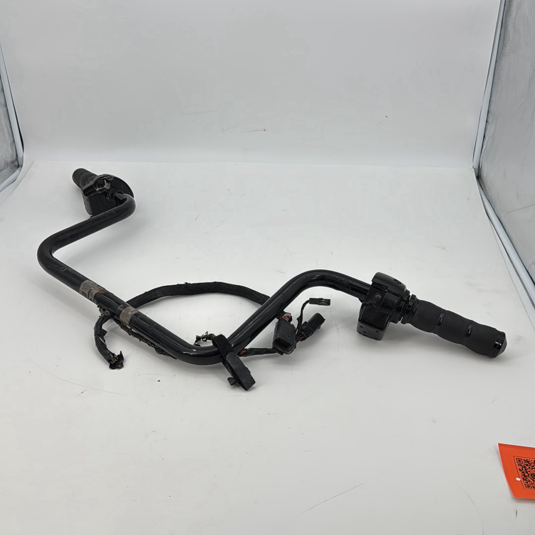2008 - 2016 Harley-Davidson Touring Street Glide Handlebars Left Right Switches Controls 55924-08