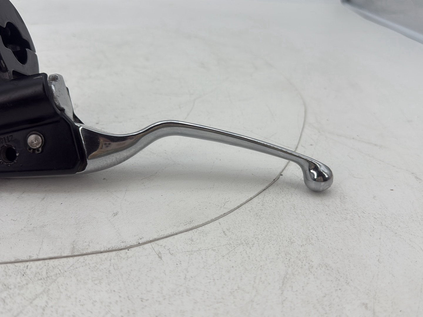2007 - 2012 Harley-Davidson Touring Electra Glide Ultra Front Right Brake Lever Master Cylinder 44551-08