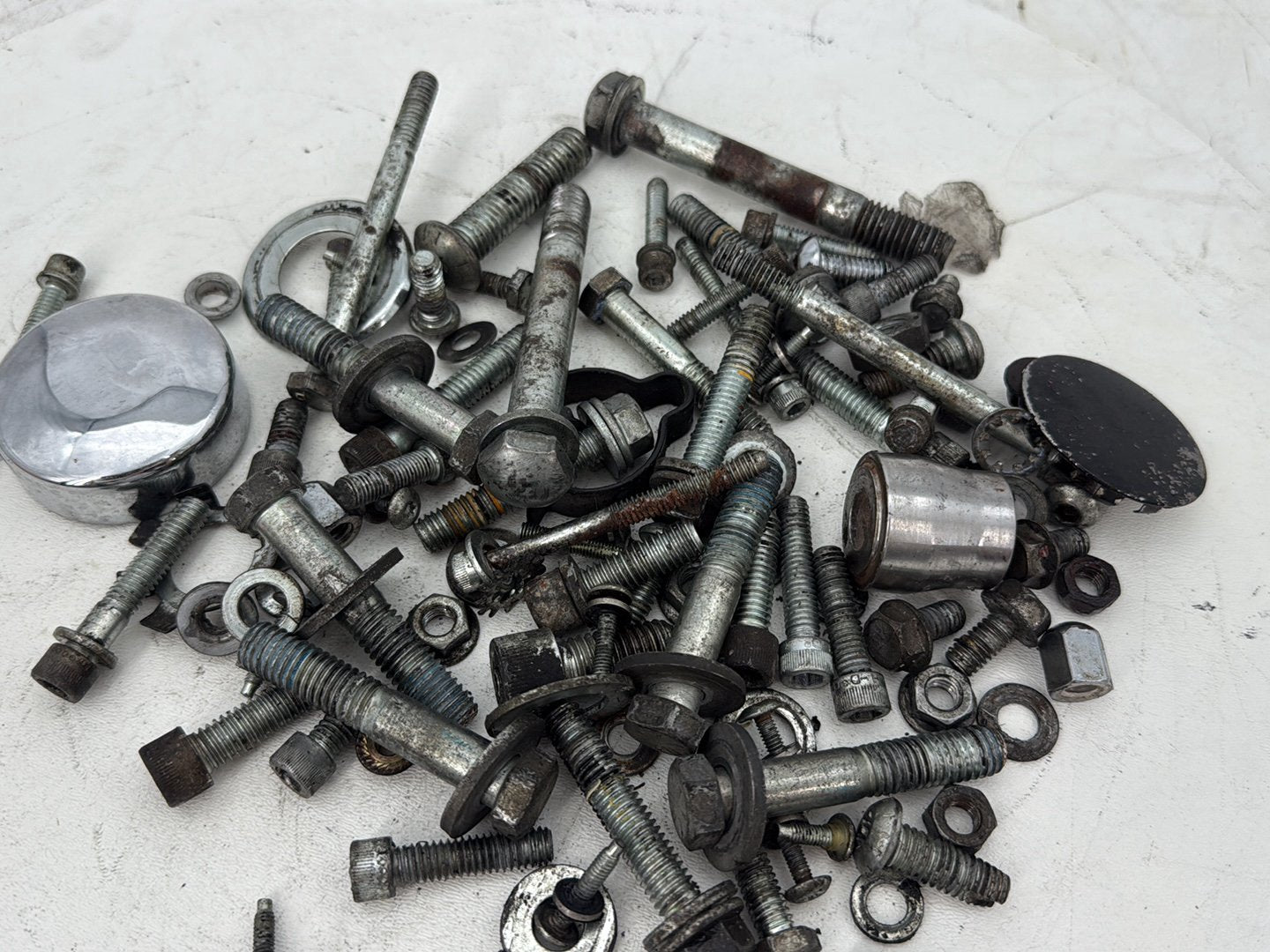 2006 Harley Dyna Super Glide Custom FXDCI OEM Hardware Bolts Nuts & Brackets