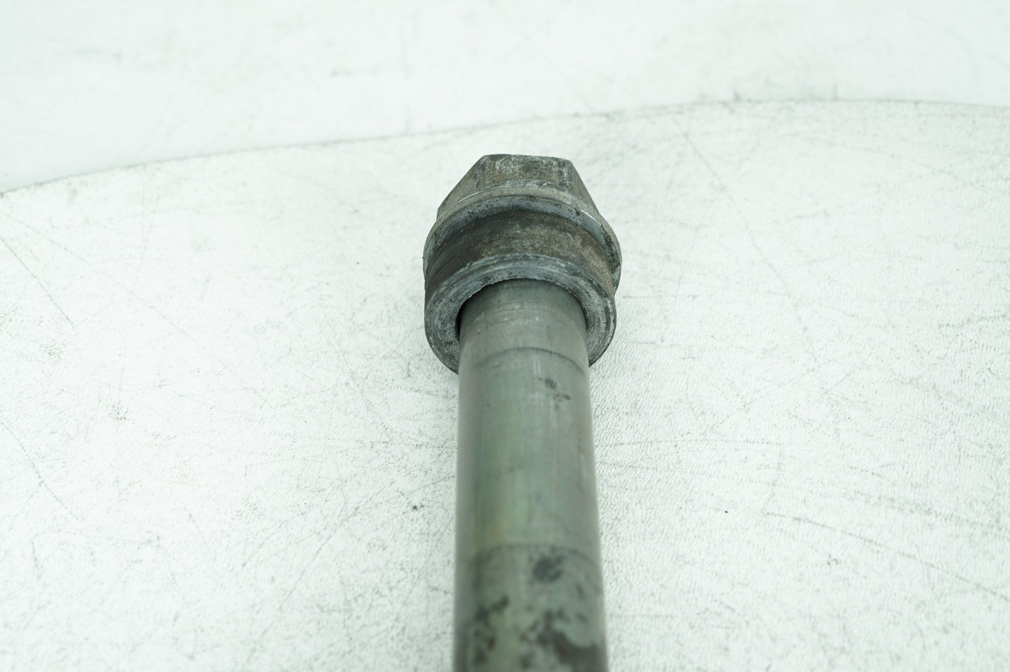2004 - 2022 Harley-Davidson Sportster Iron 883 Rear Wheel Axle Bolt Shaft 41176-08