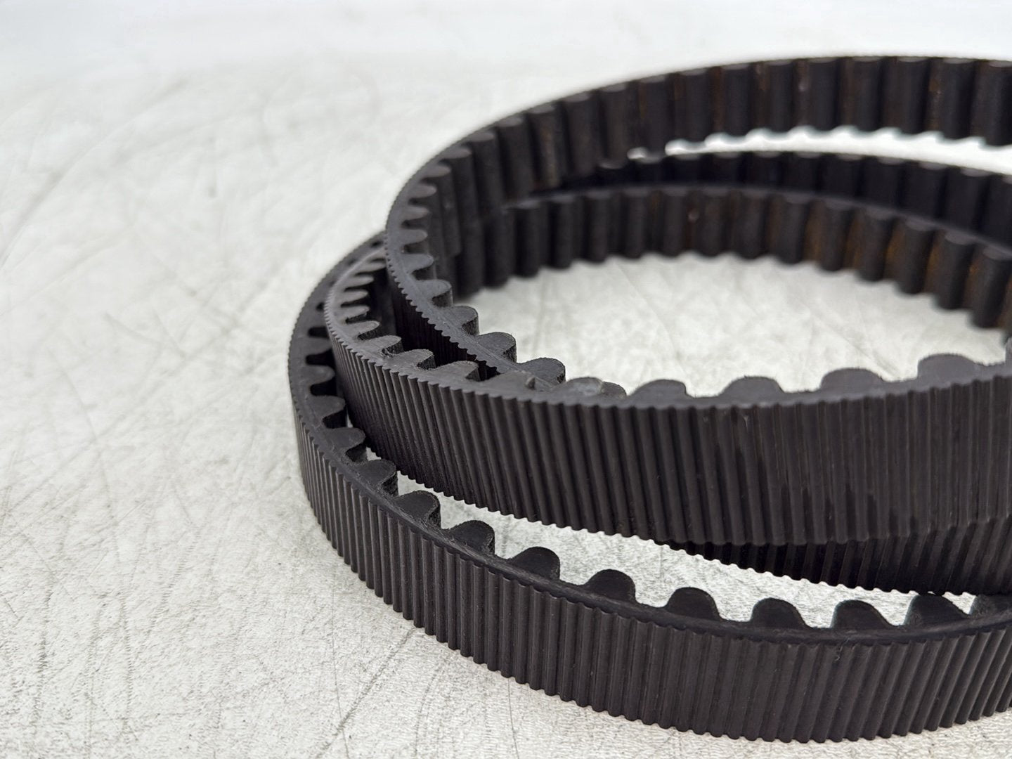 2011 Harley Street Glide Touring FLHX OEM Rear Drive Belt