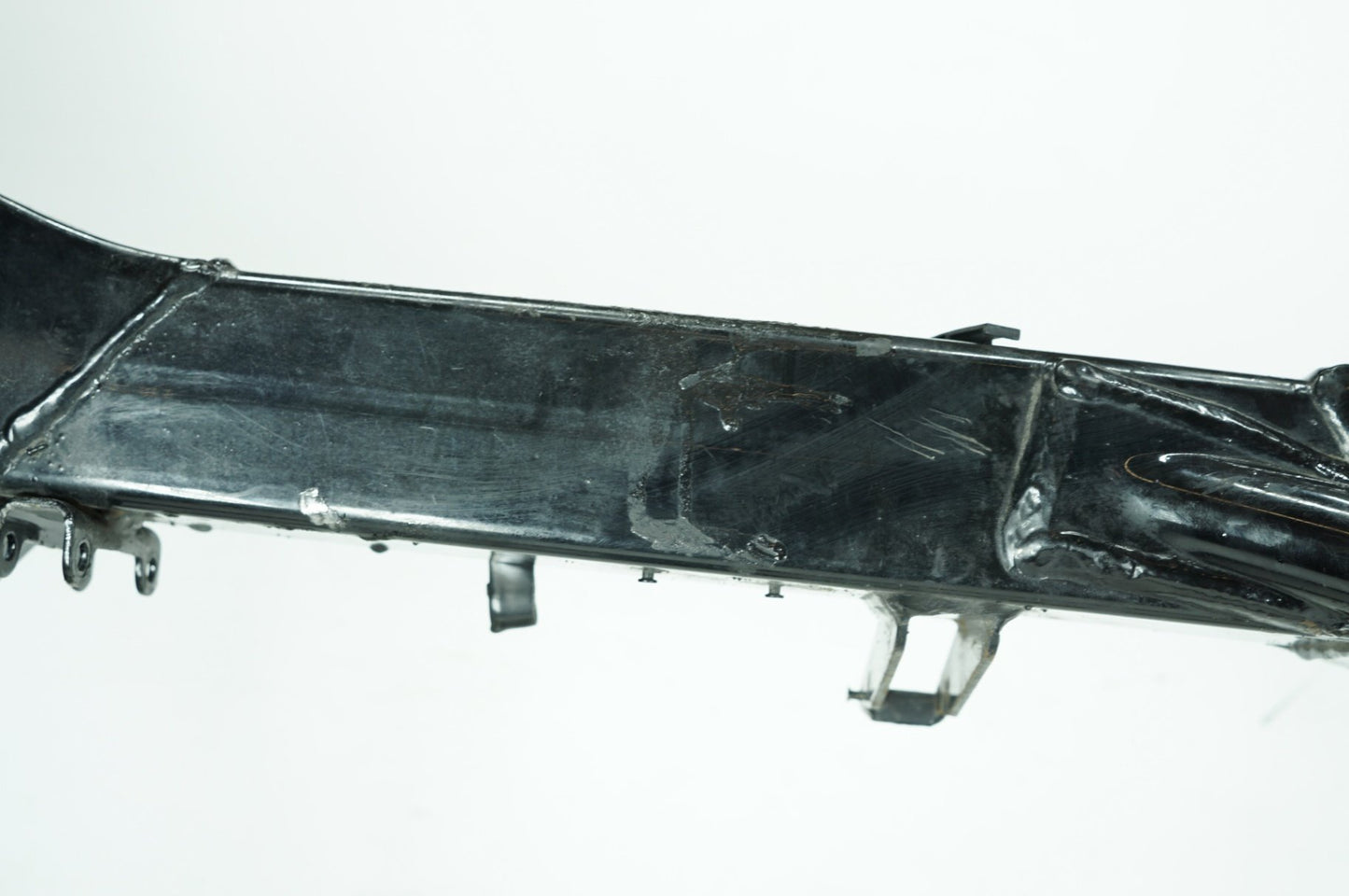 1999 - 2006 Harley-Davidson Touring Road King Body Main Frame Chassis CLN CLR 47900-01