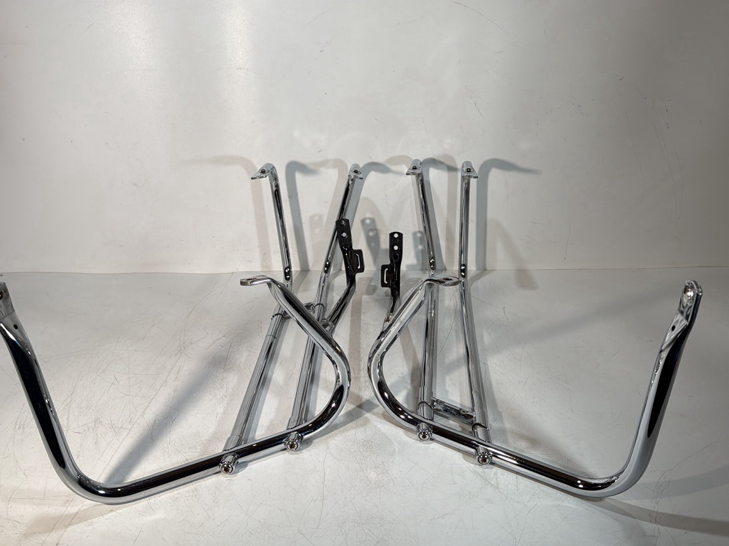 2007 - 2012 Harley-Davidson Touring Electra Glide Ultra Rear Left Right Saddlebag Guard Rails Bar 49193-93