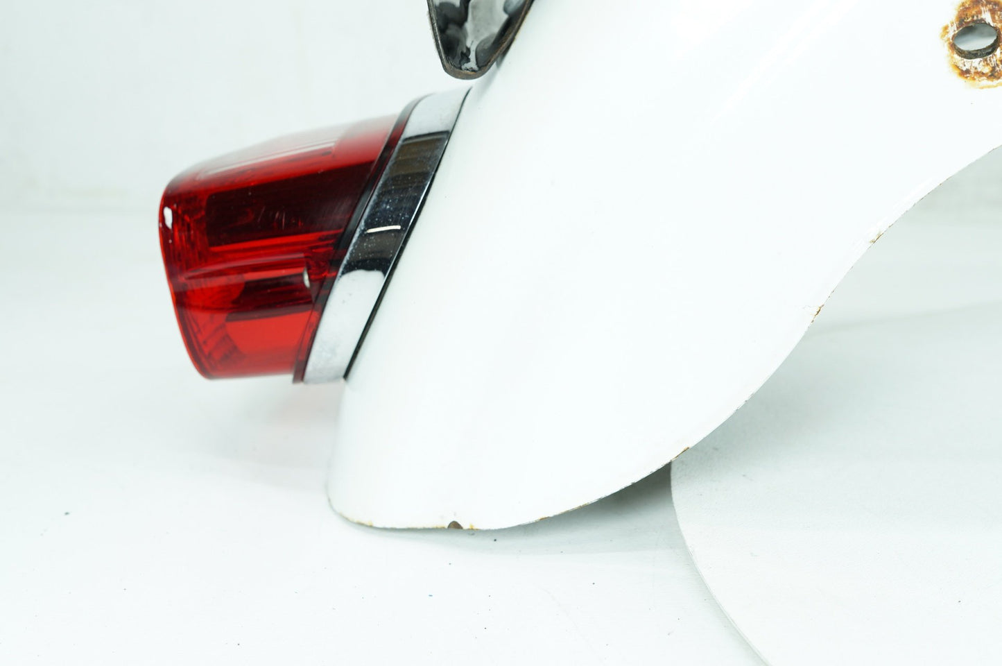 2004 - 2013 Harley-Davidson Sportster Low Rear Wheel Fender Taillight Brake Lamp 59847-04