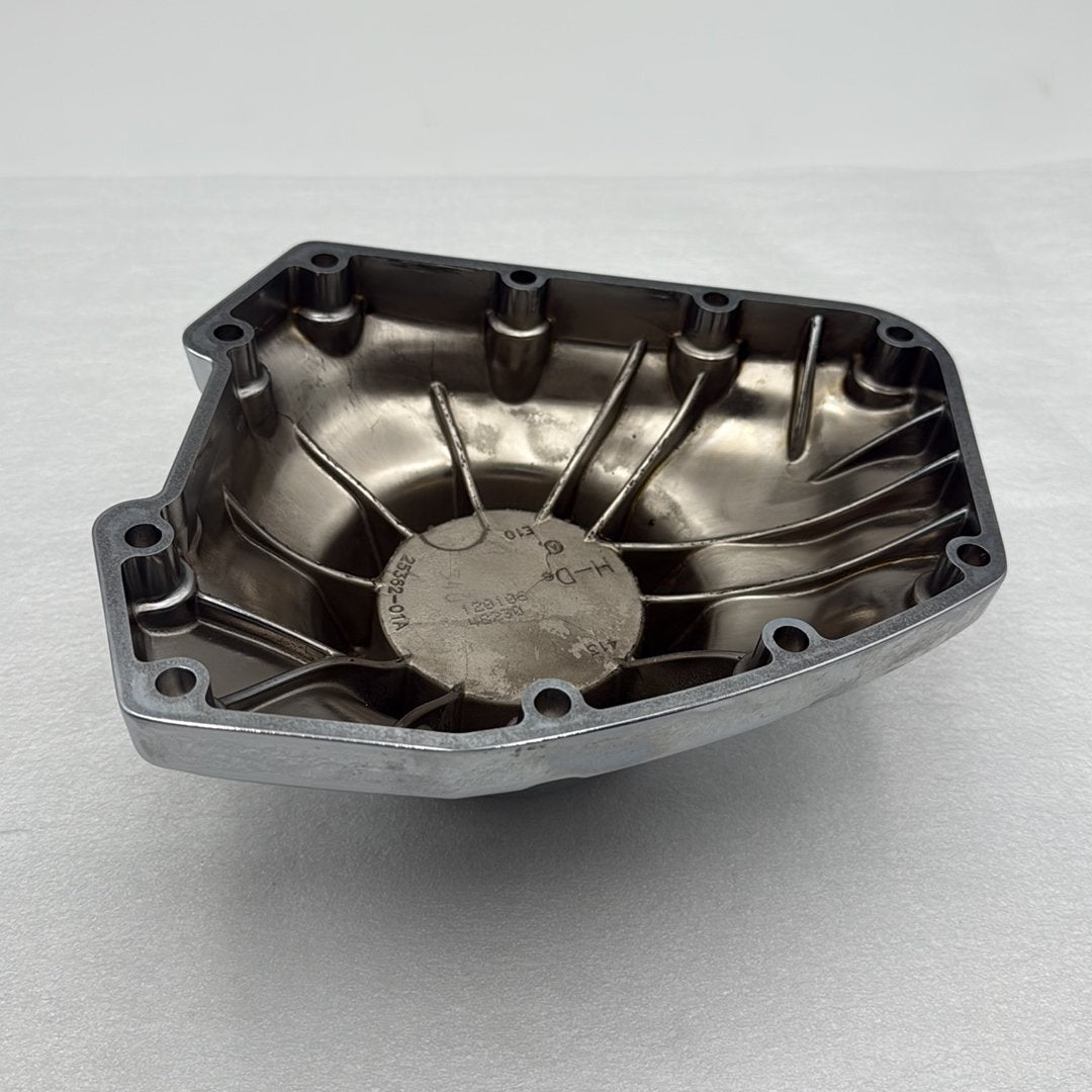 2007 - 2012 Harley-Davidson Touring Road King Crankcase Shaft Engine Motor Cover 25362-01a