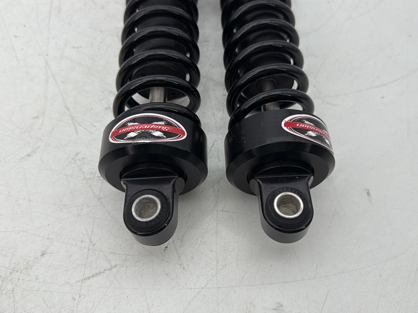 2005 Harley Touring FLHRCI Road King Classic OEM Rear Left Right Shock Absorbers