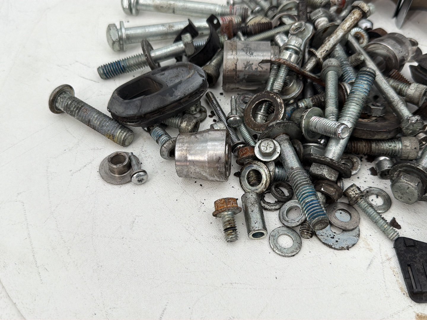 2007 - 2017 Harley-Davidson Dyna Super Glide Custom Hardware Bolts Nuts & Brackets