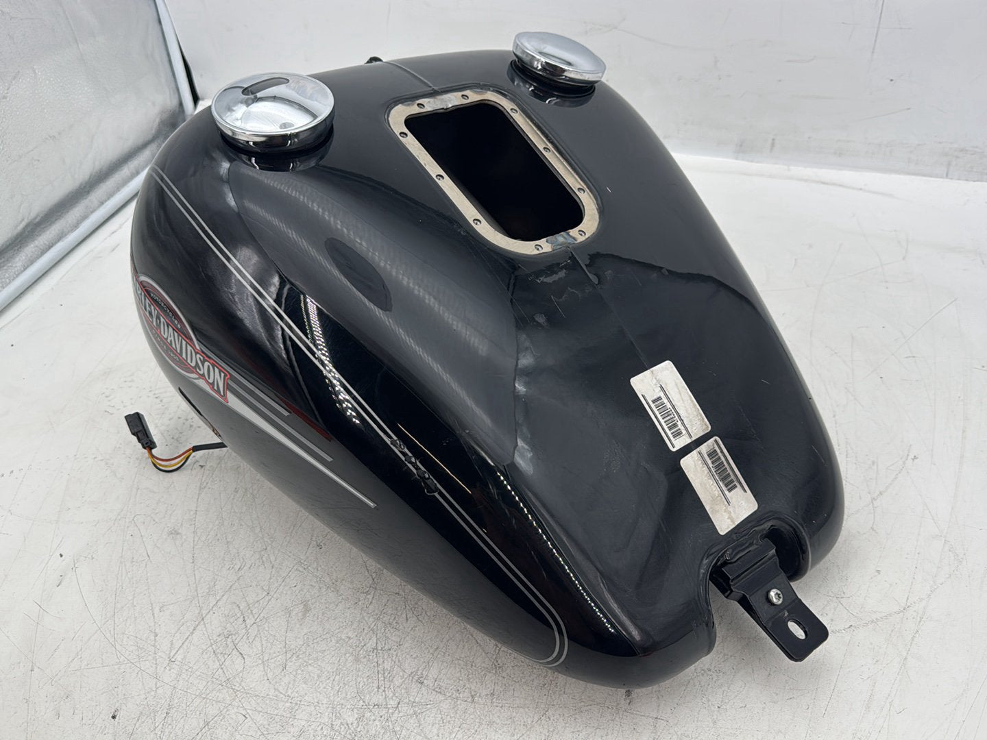 2007 Harley Softail Heritage Classic FLSTC OEM Fuel Gas Tank Gasoline Reservoir