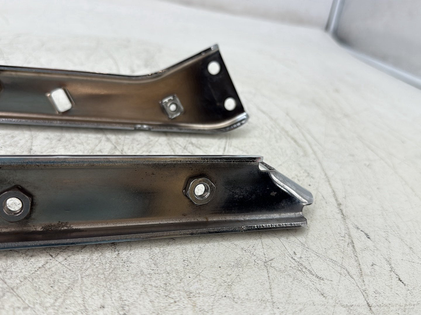 07 Harley Touring Electra Glide OEM Left & Right Saddlebag Mount Brackets