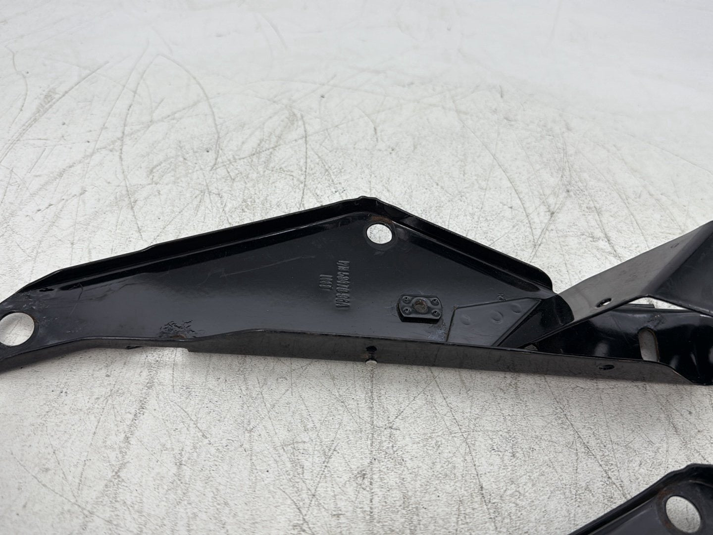 2007 Harley Electra Glide Touring Ultra OEM Right Left Fairing Support Brackets