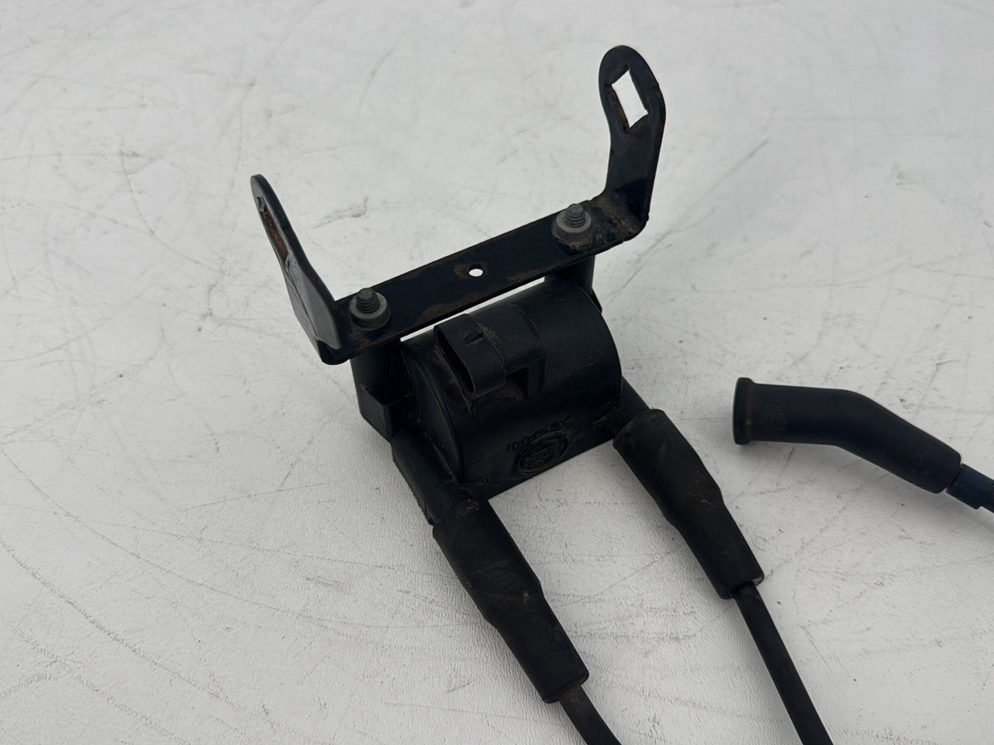 2008 Harley Touring FLHT Electra Glide OEM Ignition Coil Spark Plugs Cable
