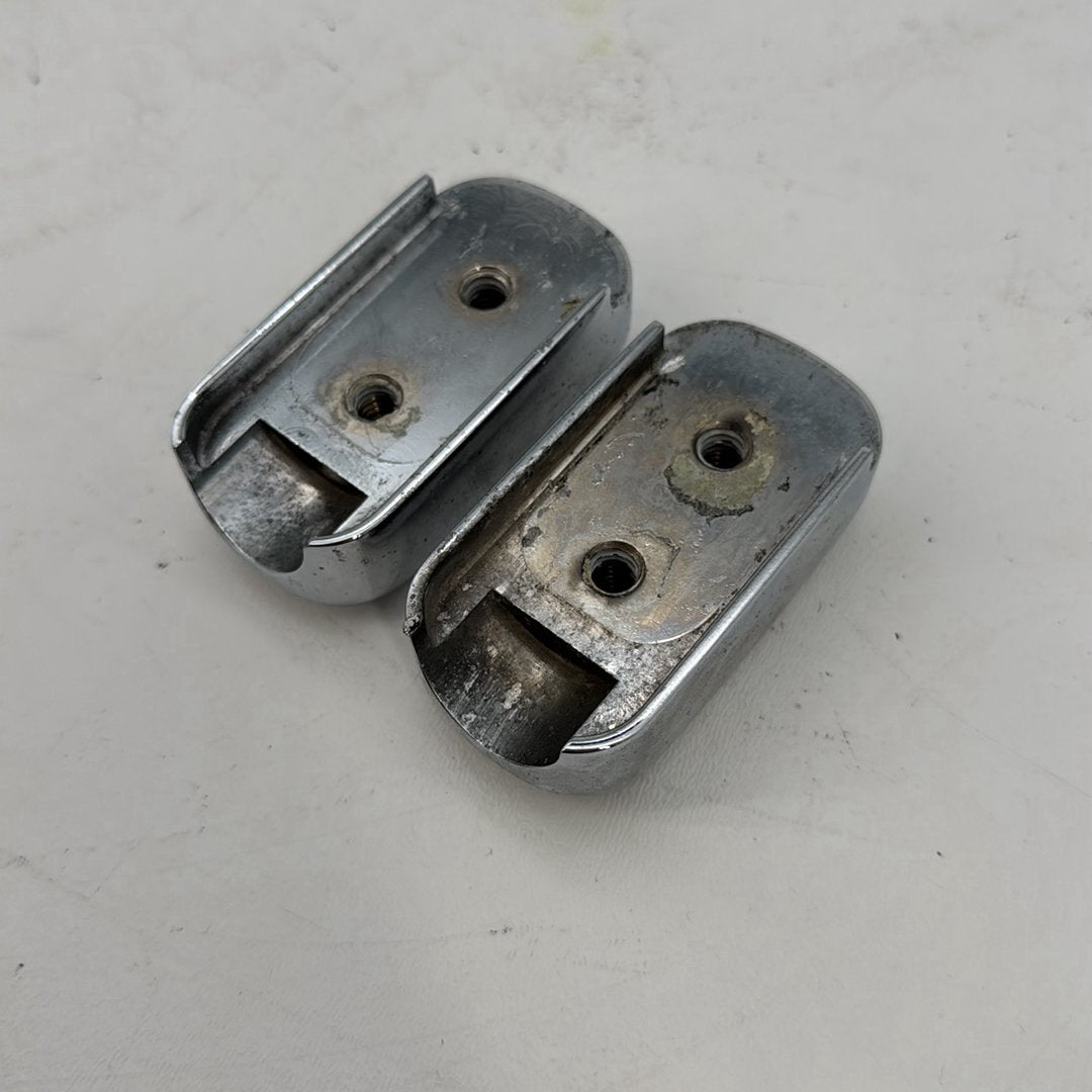 1999 - 2006 Harley-Davidson Touring Road King Left & Right Saddlebag Mount Brackets Covers Trim