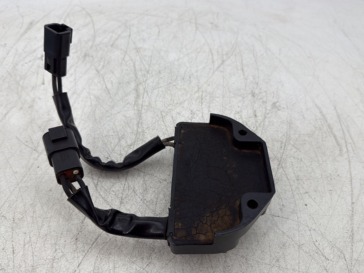 2007 Harley Dyna Street Bob FXDBI OEM Voltage Regulator Rectifier
