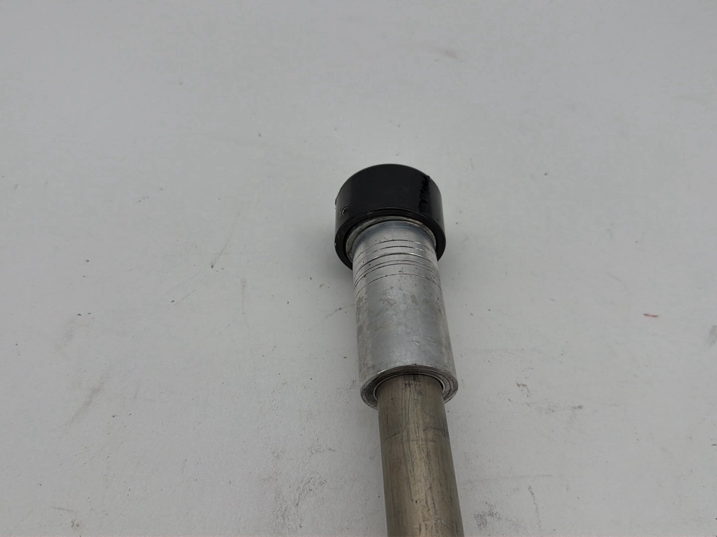 2008 Harley Dyna Fat Bob FXDF OEM Rear Wheel Axle Bolt Shaft