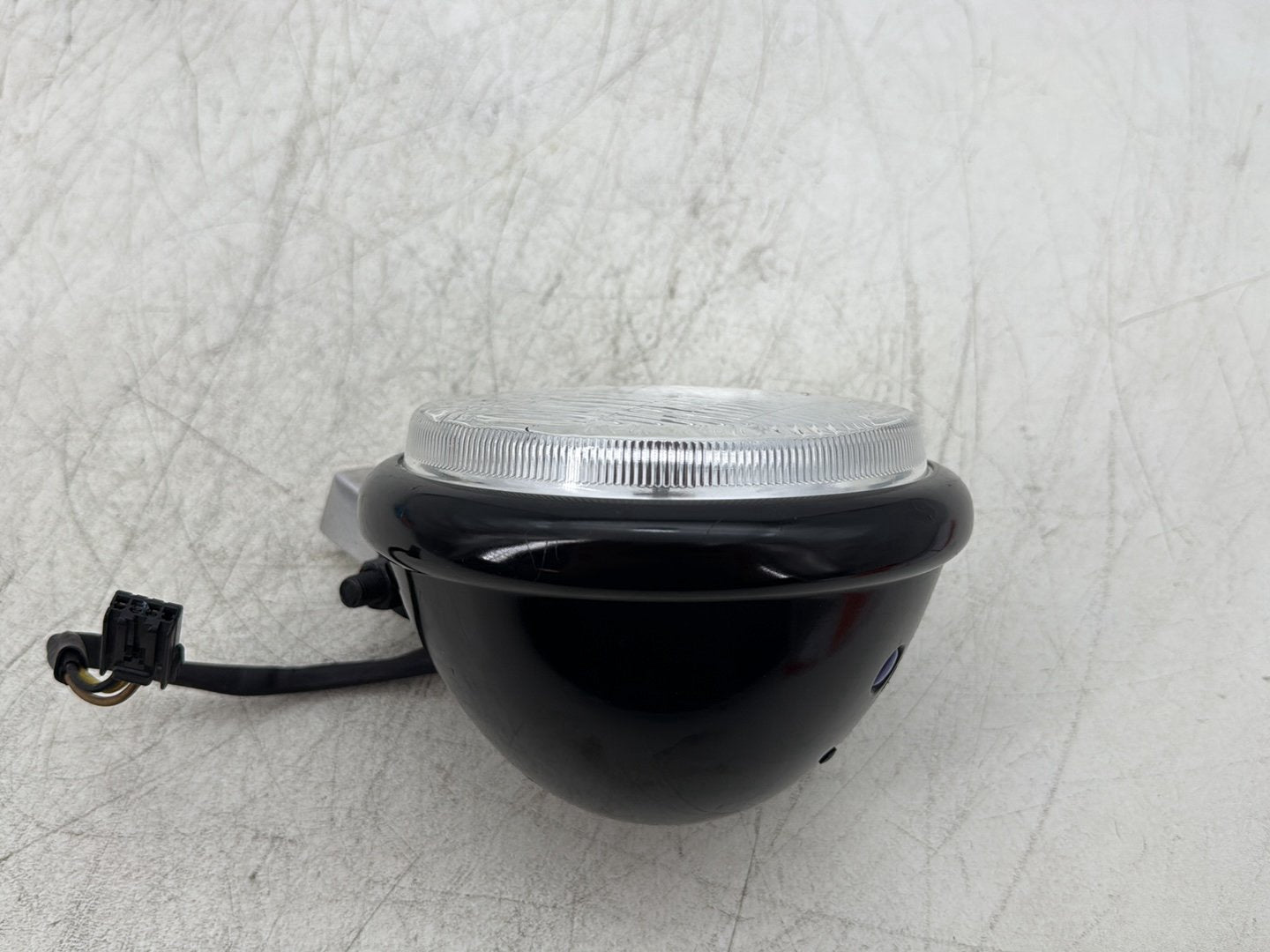 2007 Harley Dyna Street Bob FXDBI OEM Headlight Headlamp Head Light Halogen