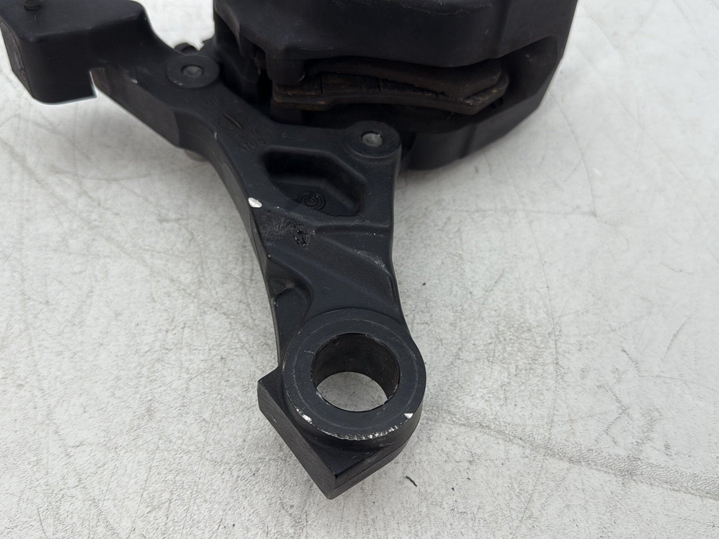 2010 Harley Street Glide Touring FLHX OEM Rear Back Brake Caliper w/ Bracket