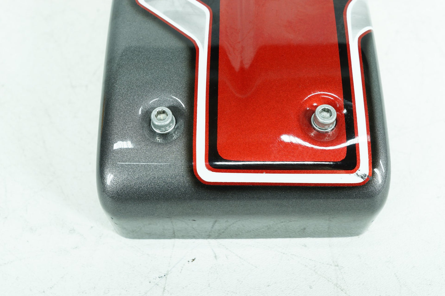 2007 - 2017 Harley-Davidson Dyna Low Rider Electrical Side Cover Tray Panel 66333-04