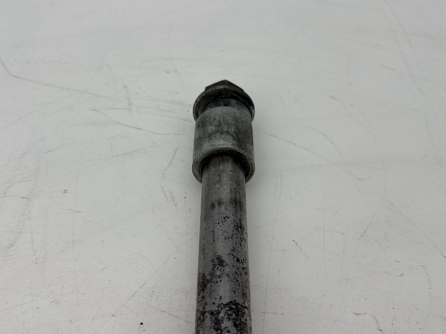 2004 - 2013 Harley-Davidson Sportster 1200 Custom Rear Wheel Axle Bolt Shaft 41176-05