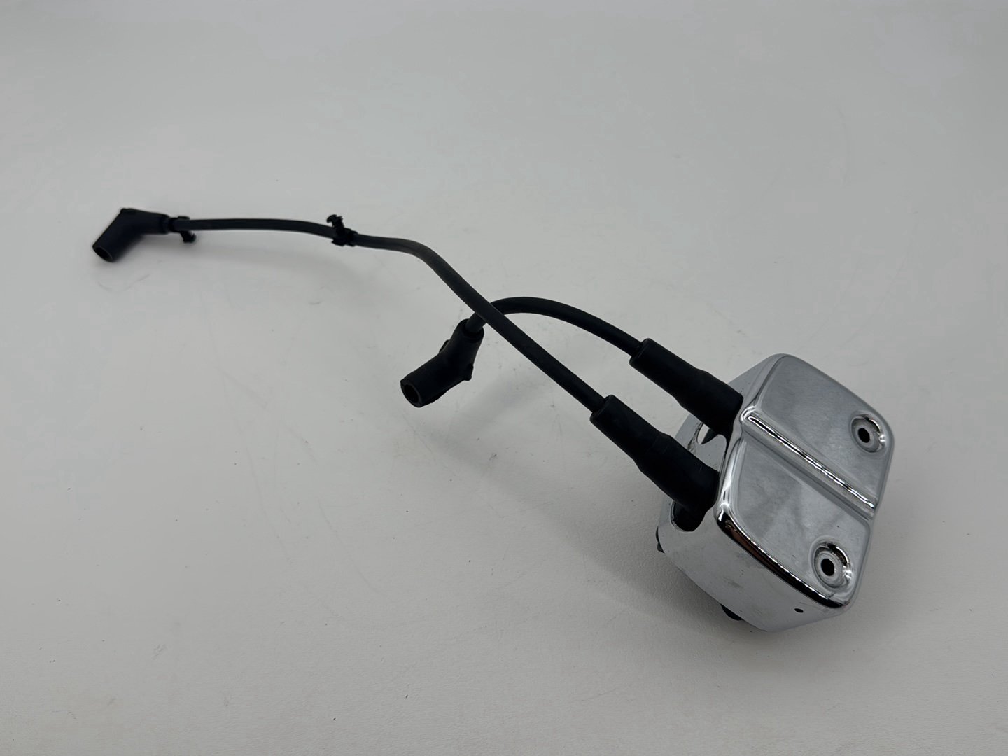 1999 - 2006 Harley-Davidson Dyna Low Rider Ignition Coil Spark Plugs Cable w/ Cap Trim Cover Panel