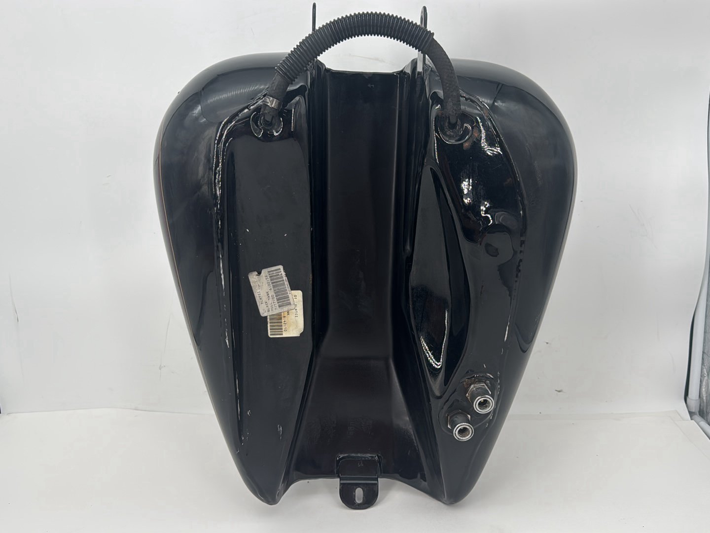1999 - 2006 Harley-Davidson Touring Electra Glide Classic Fuel Gas Tank Gasoline Reservoir 61356-00