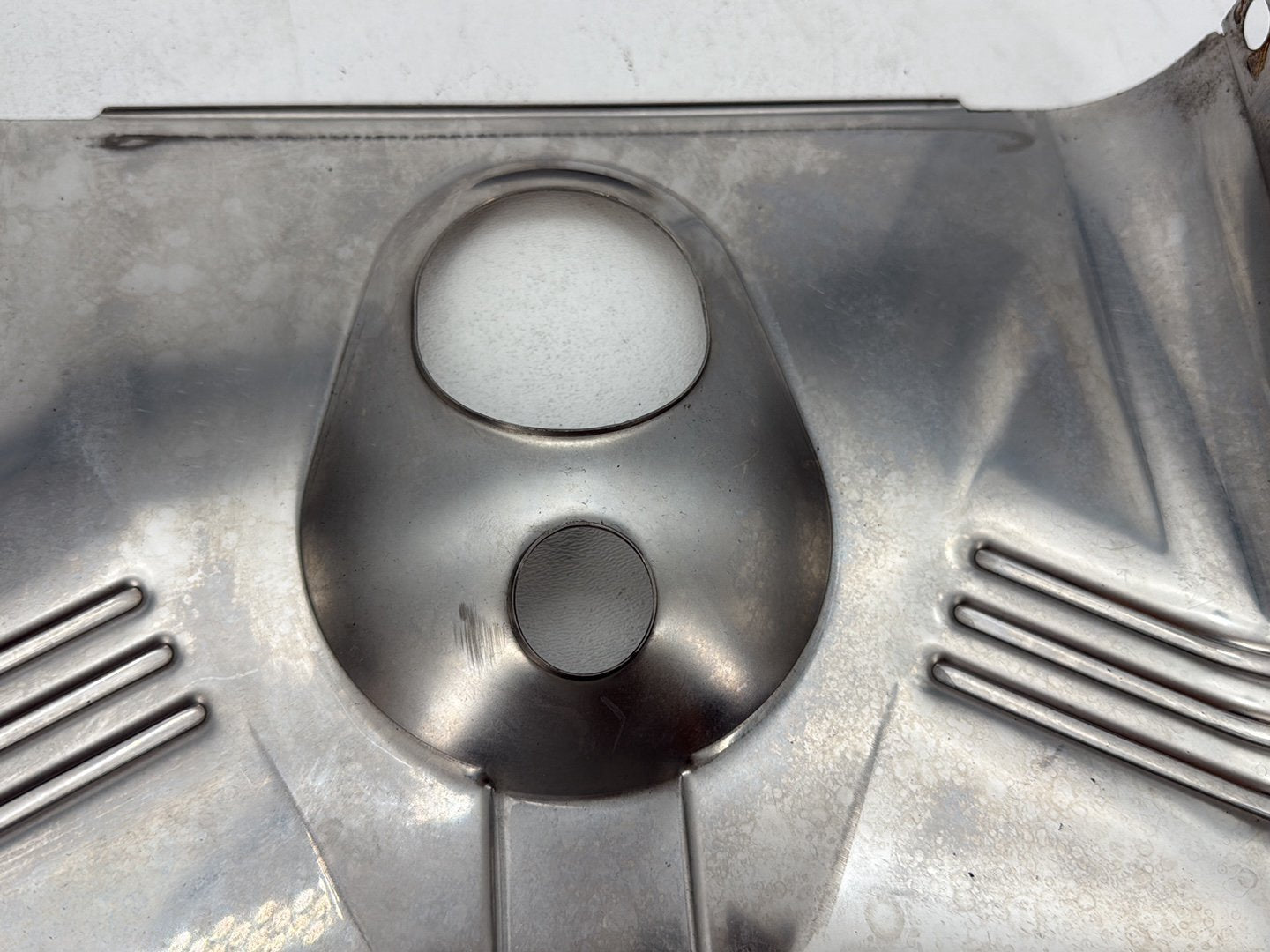 2004 Harley Softail FLSTC Heritage Classic OEM Front Upper Nacelle Headlight Cover Panel