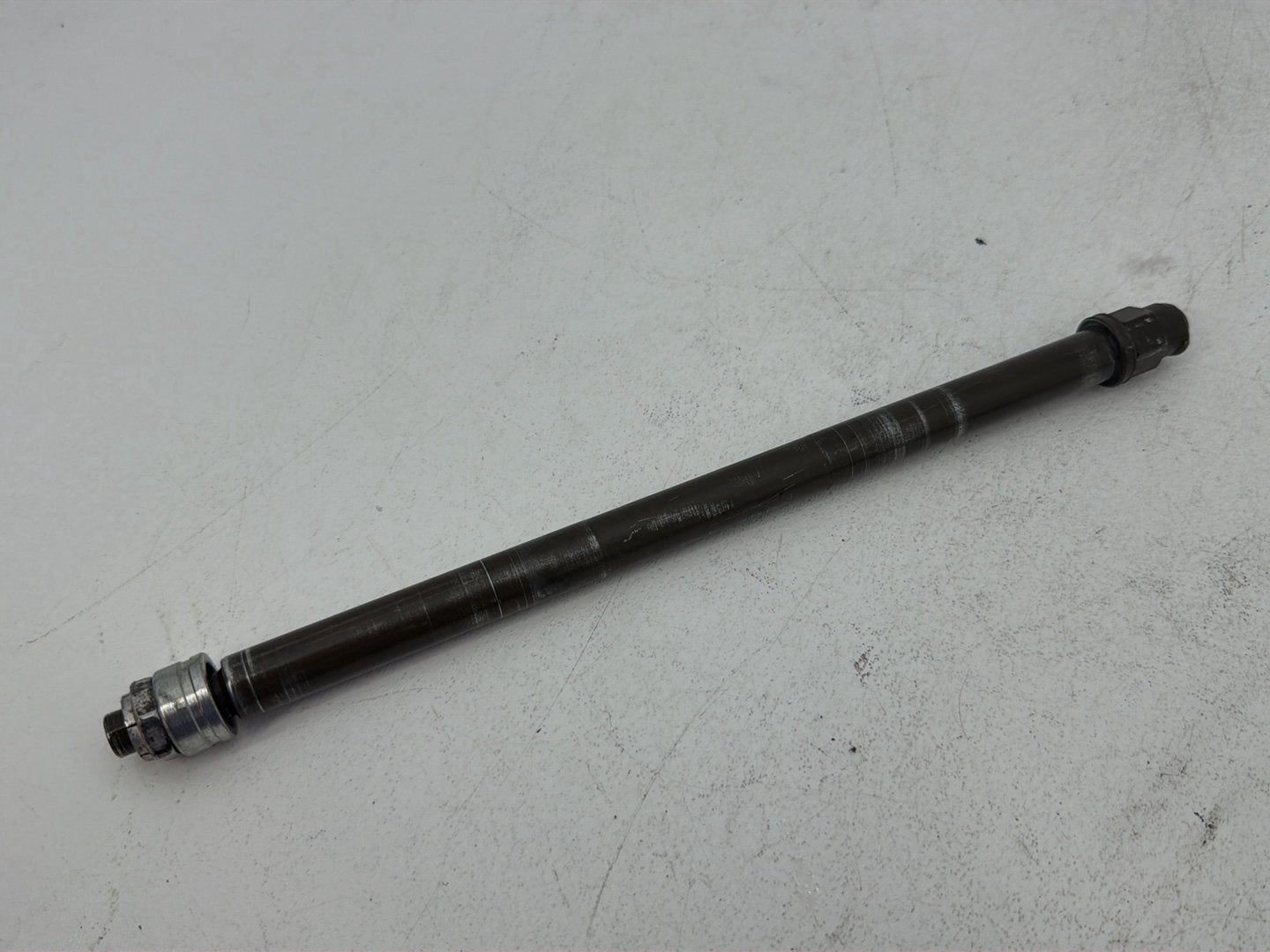 1984 - 1998 Harley-Davidson Touring Electra Glide Classic Rear Fork Swingarm Pivot Bolt Shaft