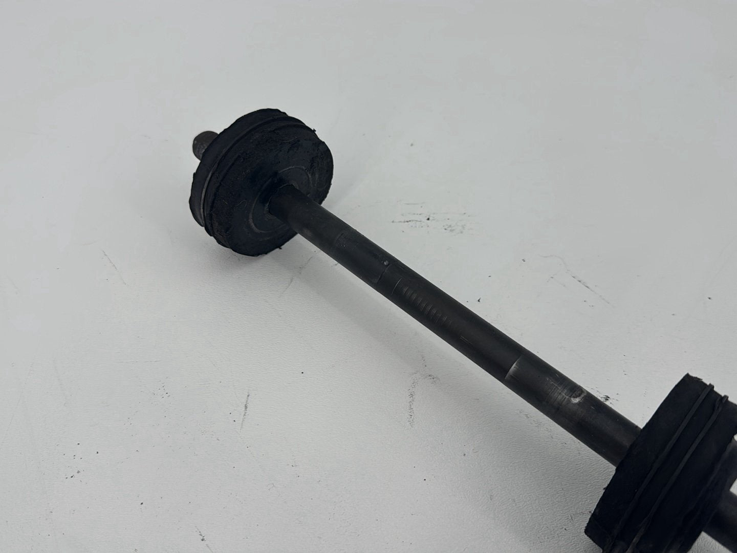 1999 - 2006 Harley-Davidson Touring Electra Glide Classic Rear Fork Swingarm Pivot Bolt Shaft 47492-89A