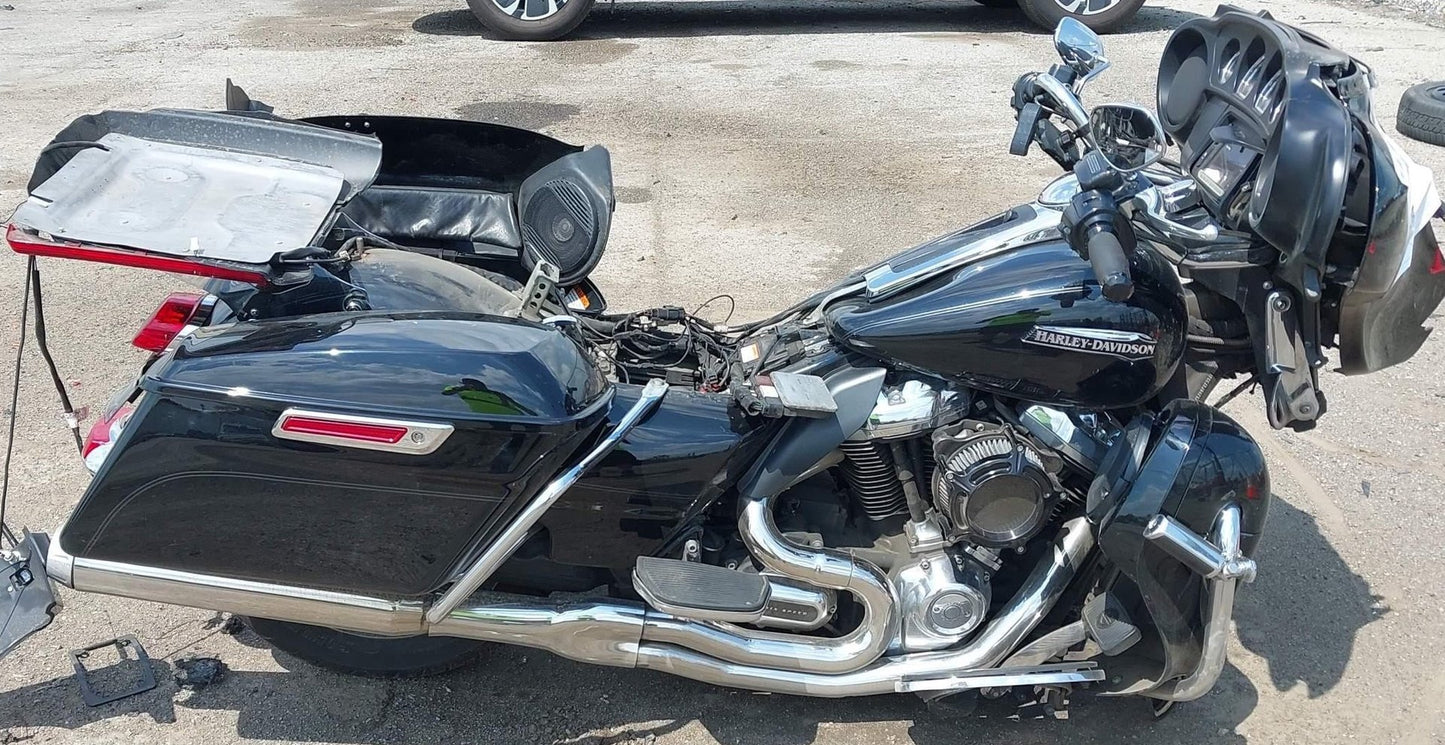 2017-2022 Harley-Davidson Electra Glide Ultra FLHTCU Touring