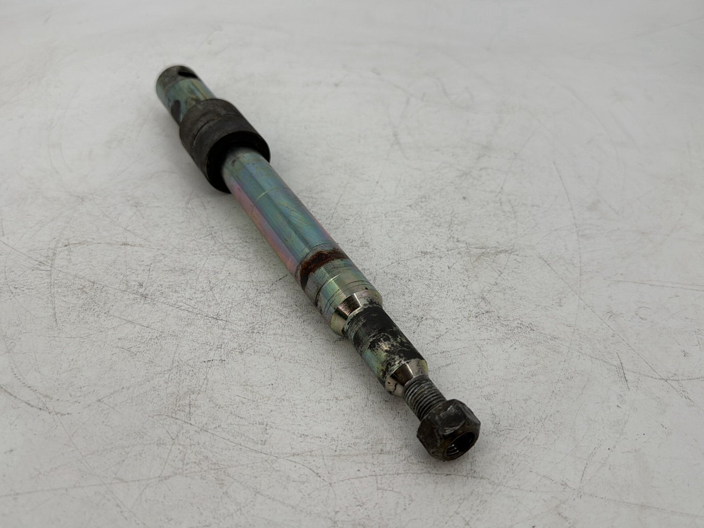 1999 - 2006 Harley-Davidson Dyna Super Glide Front Wheel Axle Bolt Shaft 40928-06