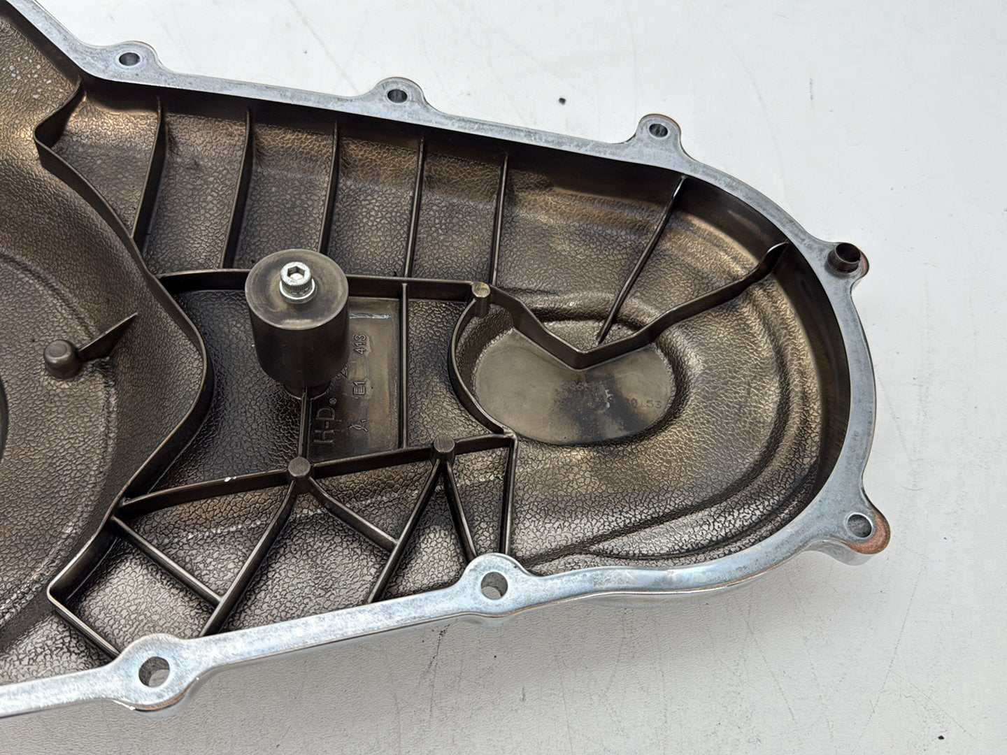 2017 Harley Road Glide Touring FLTRXS OEM Outer Primary Clutch Cover 25700418