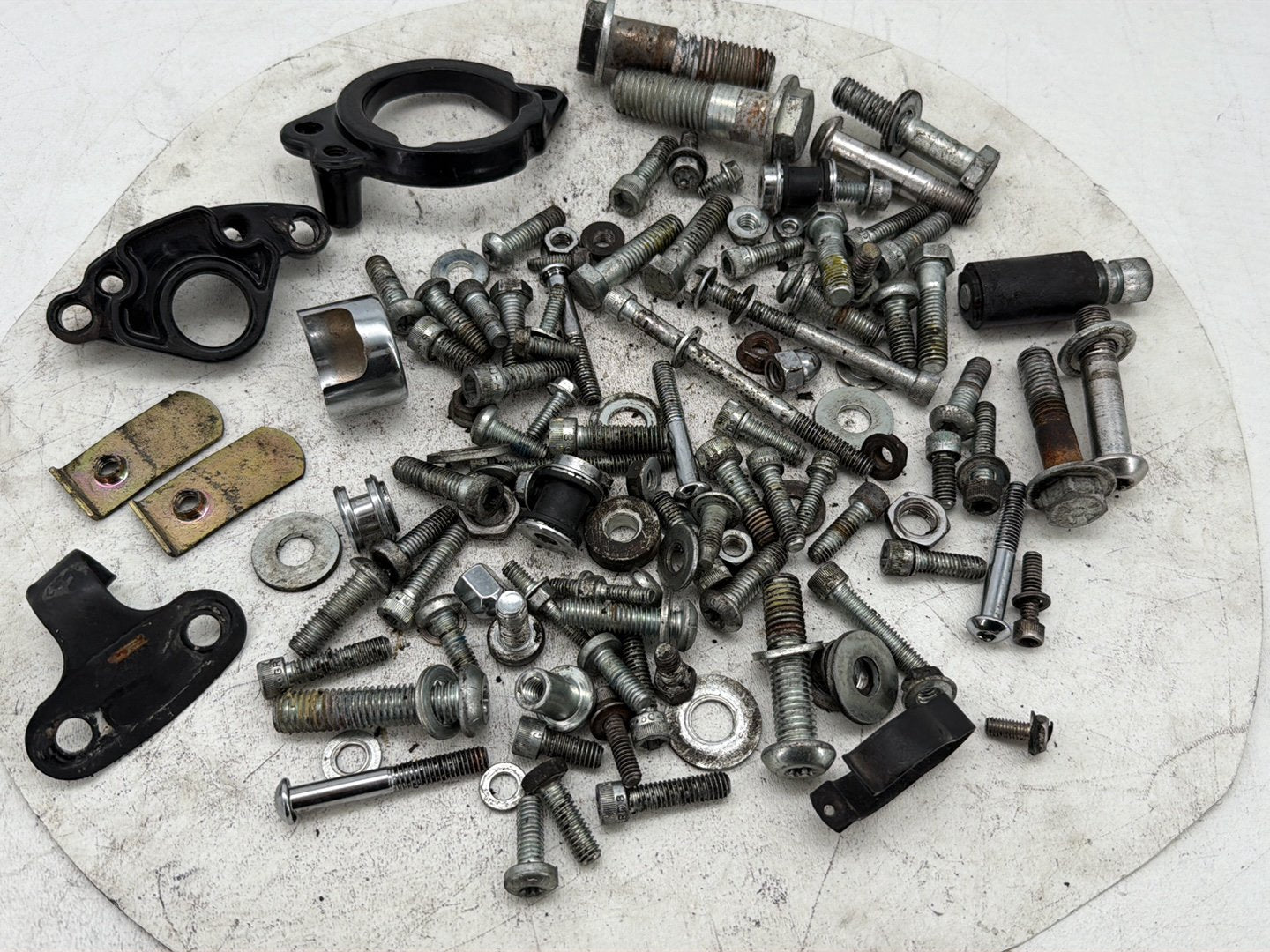 2006 Harley Sportster 1200 Custom XL1200C OEM Hardware Bolts Nuts & Brackets