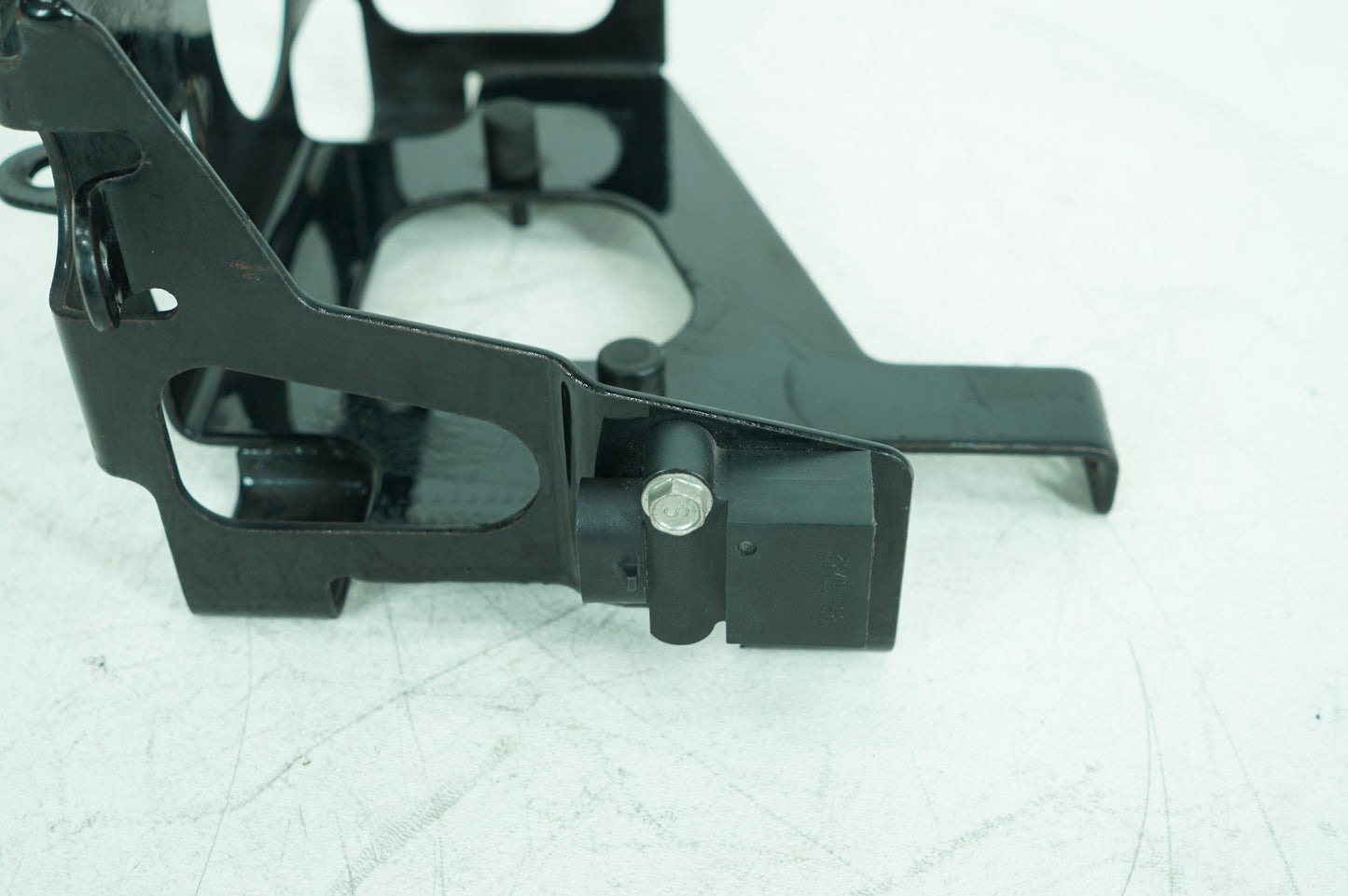 1989 - 2003 Harley-Davidson Sportster Hugger Battery Tray Bracket Holder Carrier 66194-98