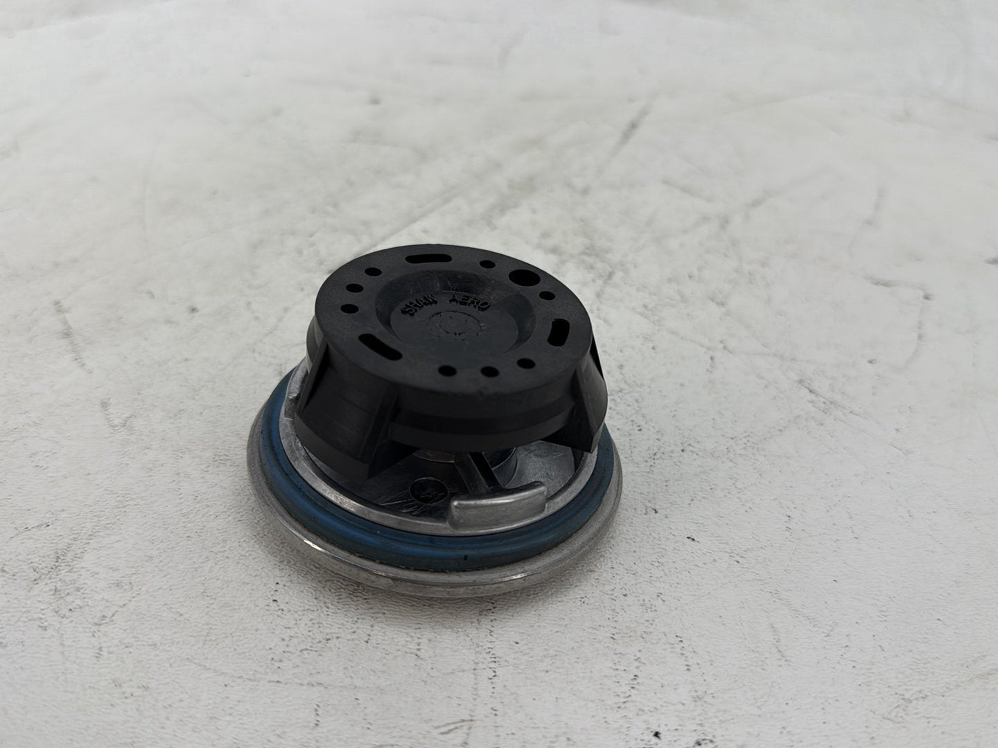 2006 Harley Dyna Super Glide Custom FXDCI OEM Fuel Gas Tank Cap Bushing Hub