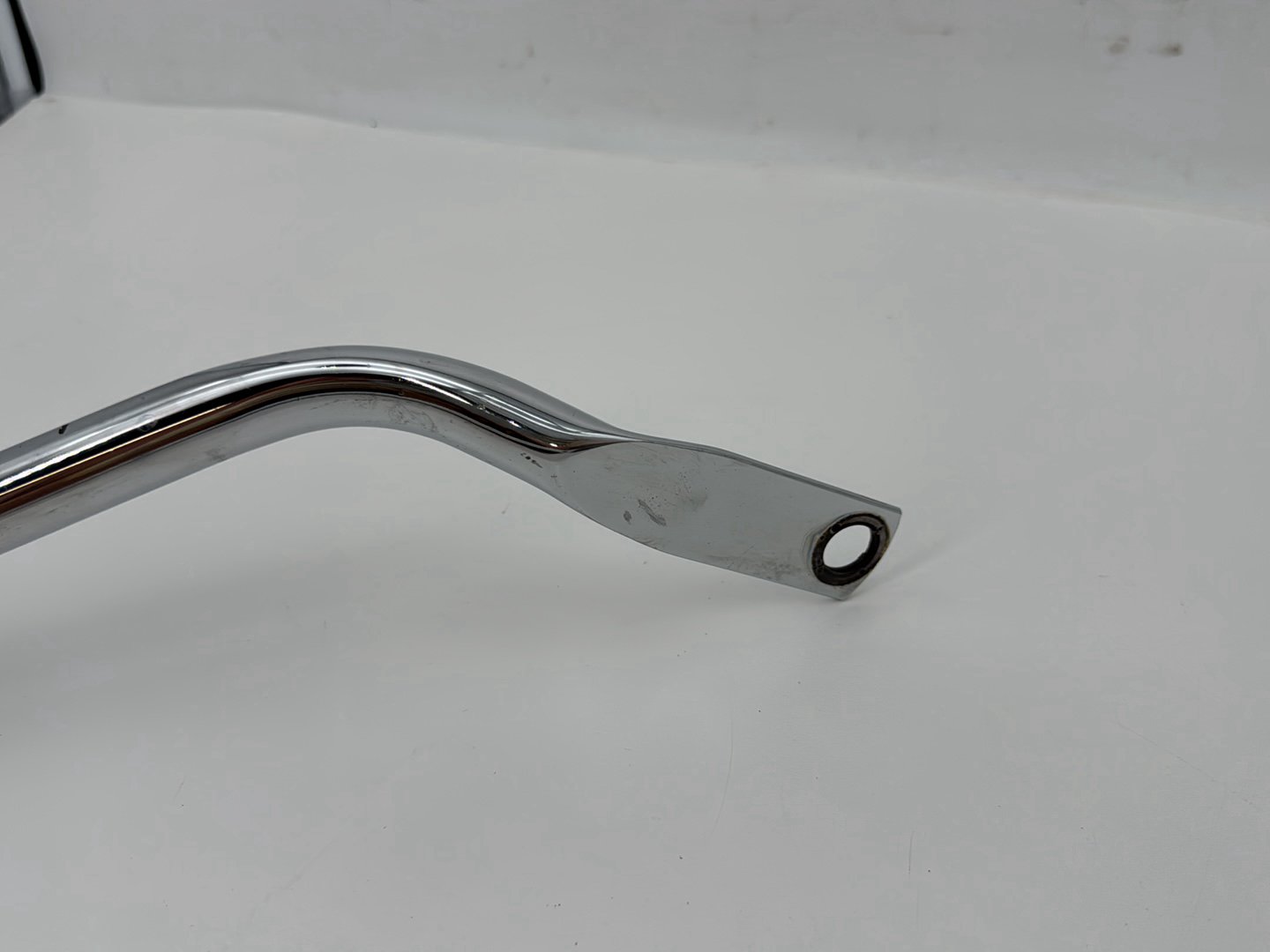 1999 - 2006 Harley-Davidson Touring Electra Glide Classic Tour Pak Mount Top Tube Support Bar 53801-98
