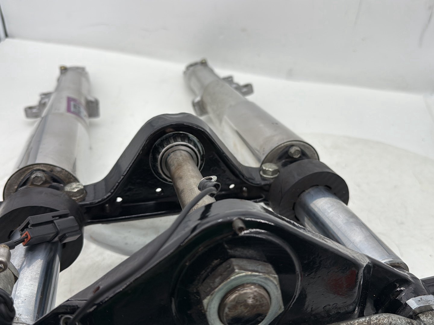 1995 Harley Touring FLHTCI Electra Glide Classic OEM Front Triple Tree Set & LH RH Fork Legs Sliders