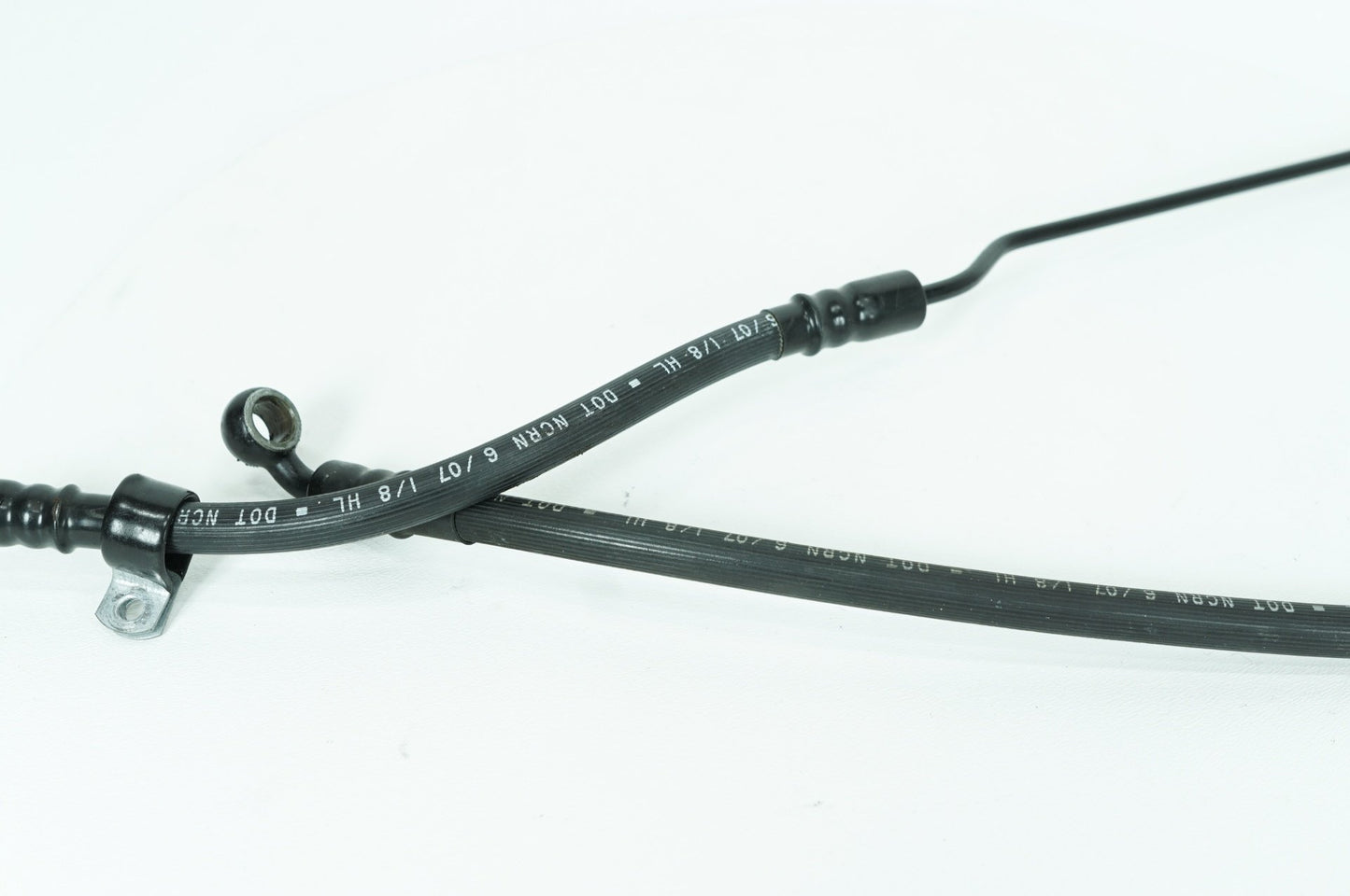 2004 - 2022 Harley-Davidson Sportster Custom Anniversary Front Brake Hose Line Pipe NON-abs 45449-04A