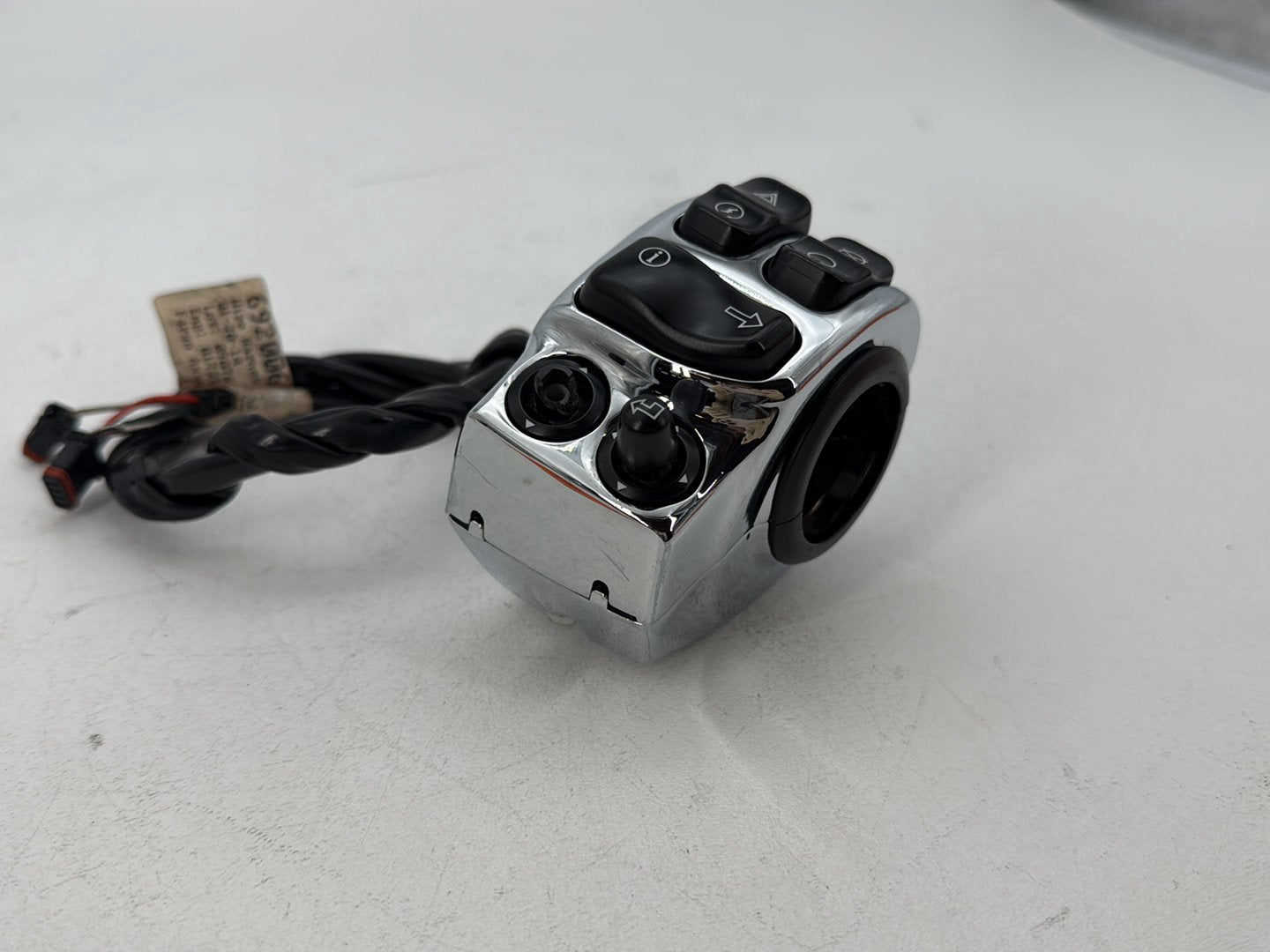 2014 Harley Electra Glide Touring CVO Screamin Eagle OEM Right Engine Start Kill Switches Controls