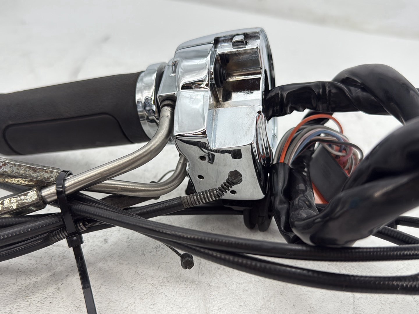 2003 Harley Electra Glide Touring Ultra FLHTCUI OEM Right Engine Start Kill Switches Controls